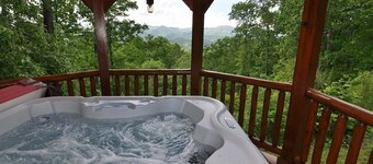 Cherokee Ridge Retreat