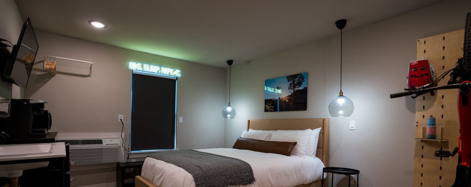 1 camera, una scrivania, Wi-Fi gratuito, lenzuola