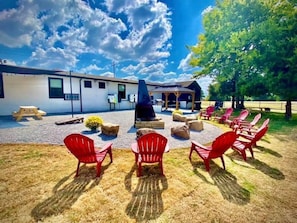 Property grounds - The Bike Inn #4, Centennial Park, Single Room (Bentonville)