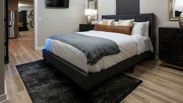 1 bedroom, desk, iron/ironing board, free WiFi