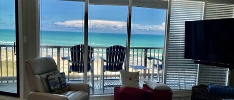 تلفزيون ذكي، مشغل دي في دي، تنس طاولة