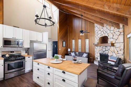 Whispering Pines | Amazing Views | Family Fun