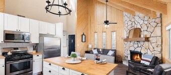 Whispering Pines | Amazing Views | Family Fun