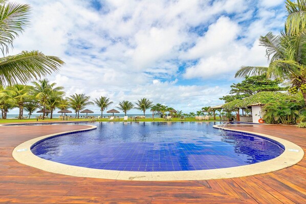 Apartment | Pool | Outdoor pool - GB24 Ap 2 Quartos Beira Mar - Guarajuba (Camaçari)