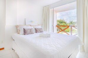 Apartment | 2 bedrooms, hypo-allergenic bedding, blackout drapes, iron/ironing board - GB24 Ap 2 Quartos Beira Mar - Guarajuba (Camaçari)