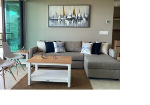 Smart TV - Beautiful beach in Acapulco Diamante, Isla Residence (Acapulco de Juárez)