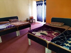 免费 WiFi、床单