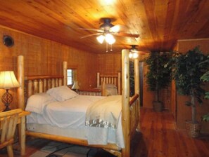 1 chambre, bureau, fer et planche à repasser, Wi-Fi gratuit