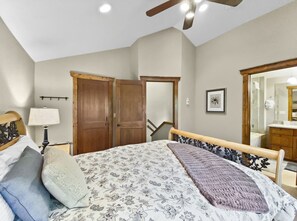 2 chambres, fer et planche Ă repasser, Wi-Fi gratuit, draps fournis