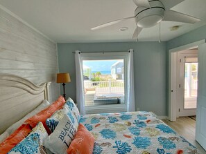 3 bedrooms, iron/ironing board, free WiFi, bed sheets - Updated, Pools & Views (Gulf Shores)
