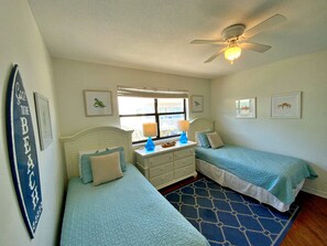 3 habitaciones, tabla de planchar con plancha y wifi gratis 