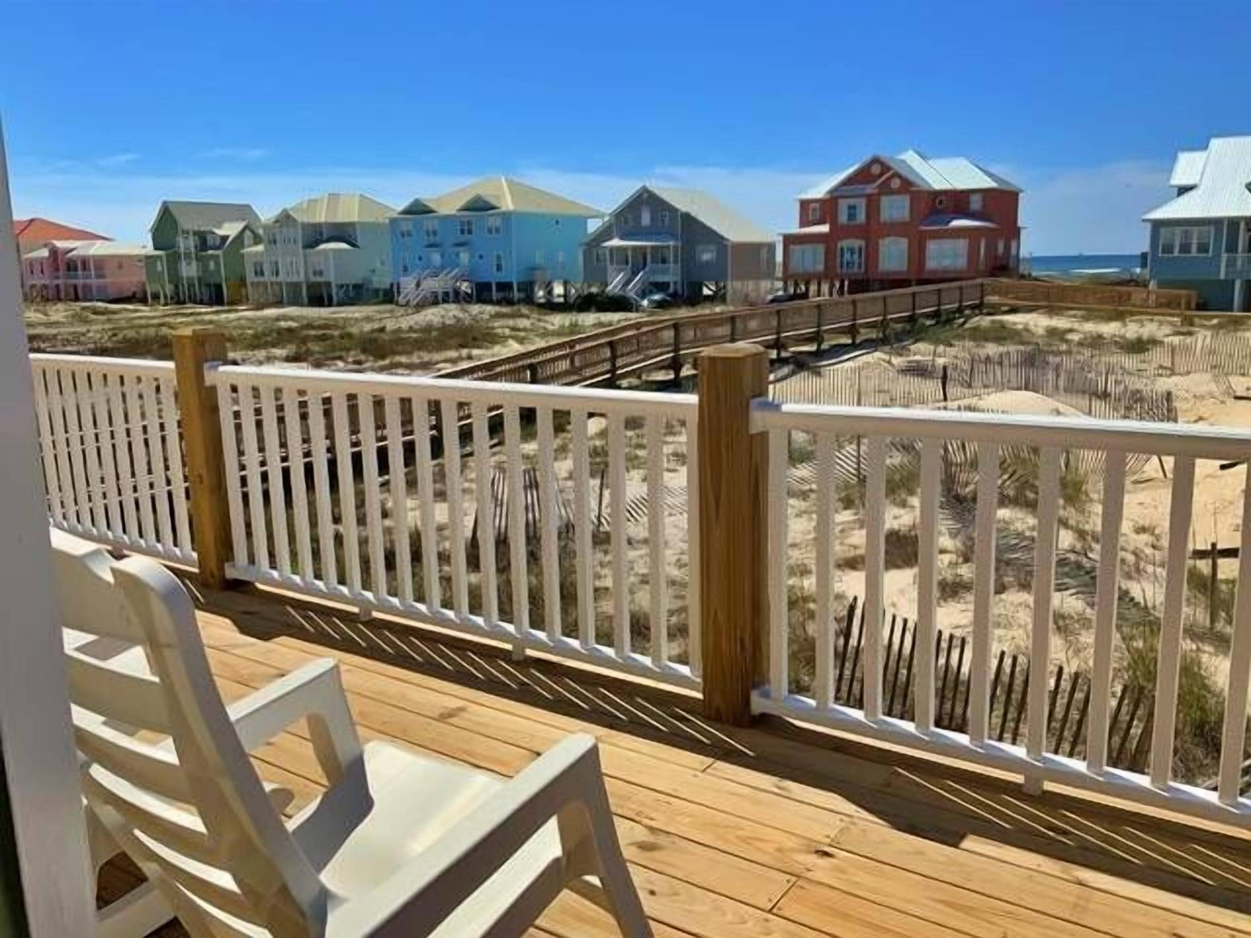 September on Sale! Amazing views, pet friendly w/ pools and tennis