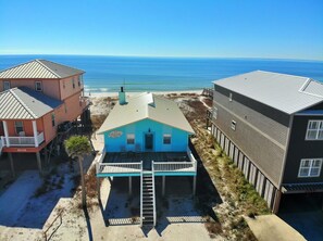 Exterior - Super Cute and Beachfront! (Gulf Shores)