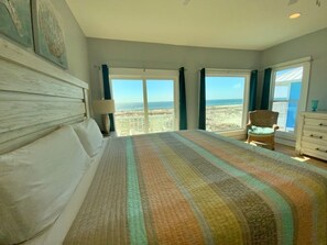 5 عدّة غرف نوم ومكواة/لوح كي وواي فاي مجانًا وملاءات أسرّة