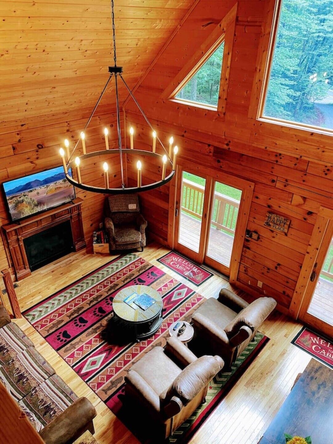 智能电视、壁炉、电子游戏、DVD 播放器