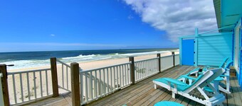 Total Facelift!  Beachfront & Dog Friendly!