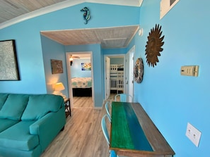 2 habitaciones, tabla de planchar con plancha y wifi gratis