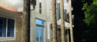 Shah Family Guest House