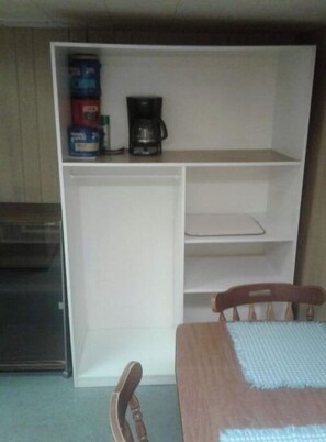 Dining - 1 Bedroom Furnished Basement Apartment Close to Phillips 66 (Alton)