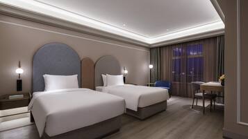 Deluxe Twin Room, 2 Twin Beds | Soundproofing, WiFi (free), bed sheets