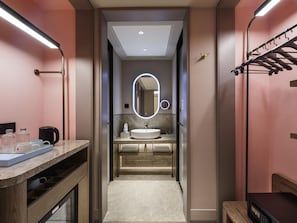 Wi-Fi de cortesia, roupa de cama, acesso para cadeiras de rodas