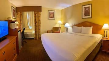 Desk, blackout drapes, iron/ironing board, free WiFi