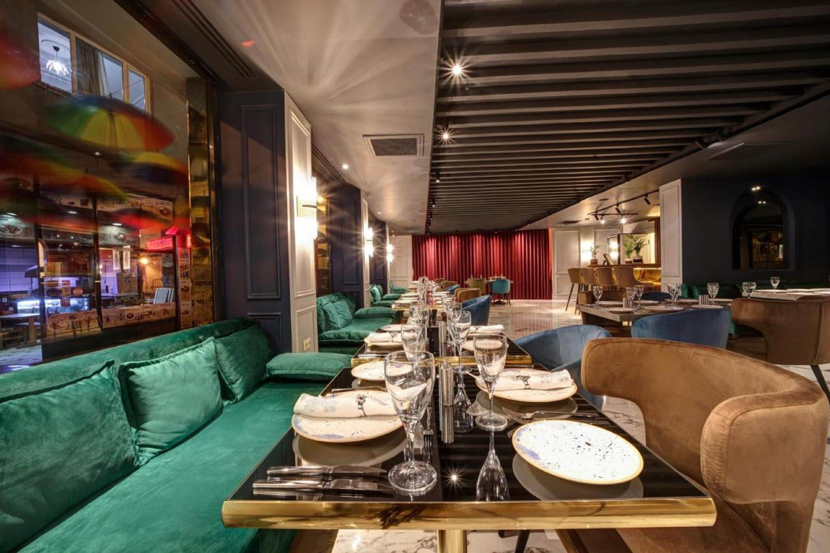 Tägliches kontinentales Frühstück (15 EUR pro Person)