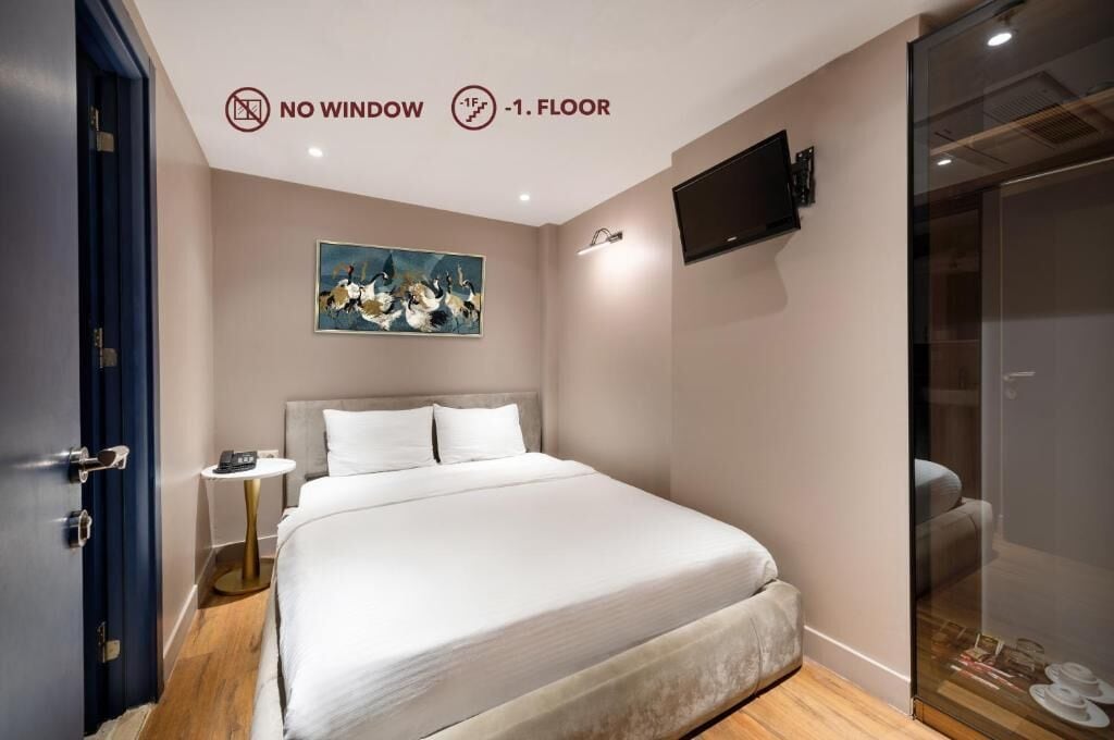 Economy Room, No Windows  -1 Floor | Hochwertige Bettwaren, Minibar, Zimmersafe, individuell eingerichtet