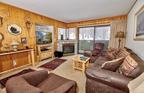 Fernseher, Kamin