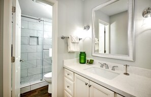 Shower, hair dryer - St Anton Condos #48 (2-Bedroom) with Pool by RedAwning (Mammoth Lakes)
