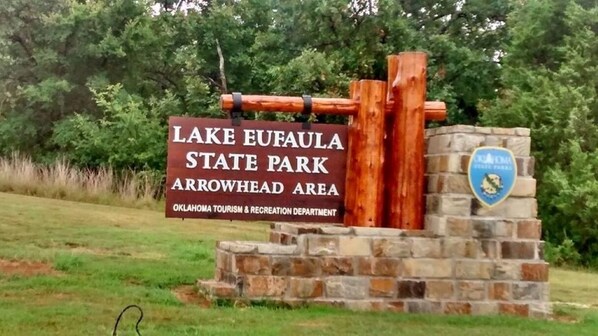 Property grounds - Spacious Yard- Bunk Shed- Private Dock- Neighborhood Boat Ramp- Nearby Hiking! (Canadian)