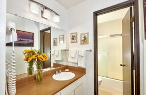 Shower, hair dryer - St Anton Condos #56 (2-Bedroom) with Pool by RedAwning (Mammoth Lakes)