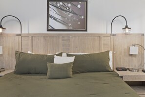 WiFi, bed sheets