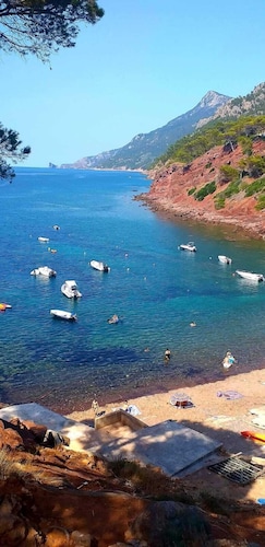 Mediterranean style and color, tranquility and positive energy.