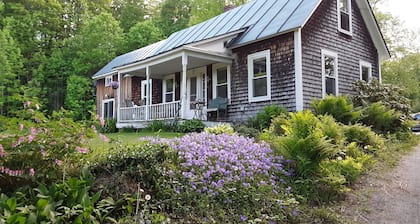 Classic, cozy farmhouse in the 4 season playground of VT's prettiest town!