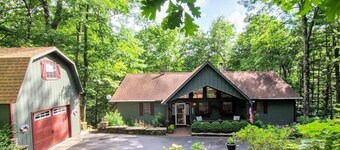 Sapphire Mountain Secluded Hideaway