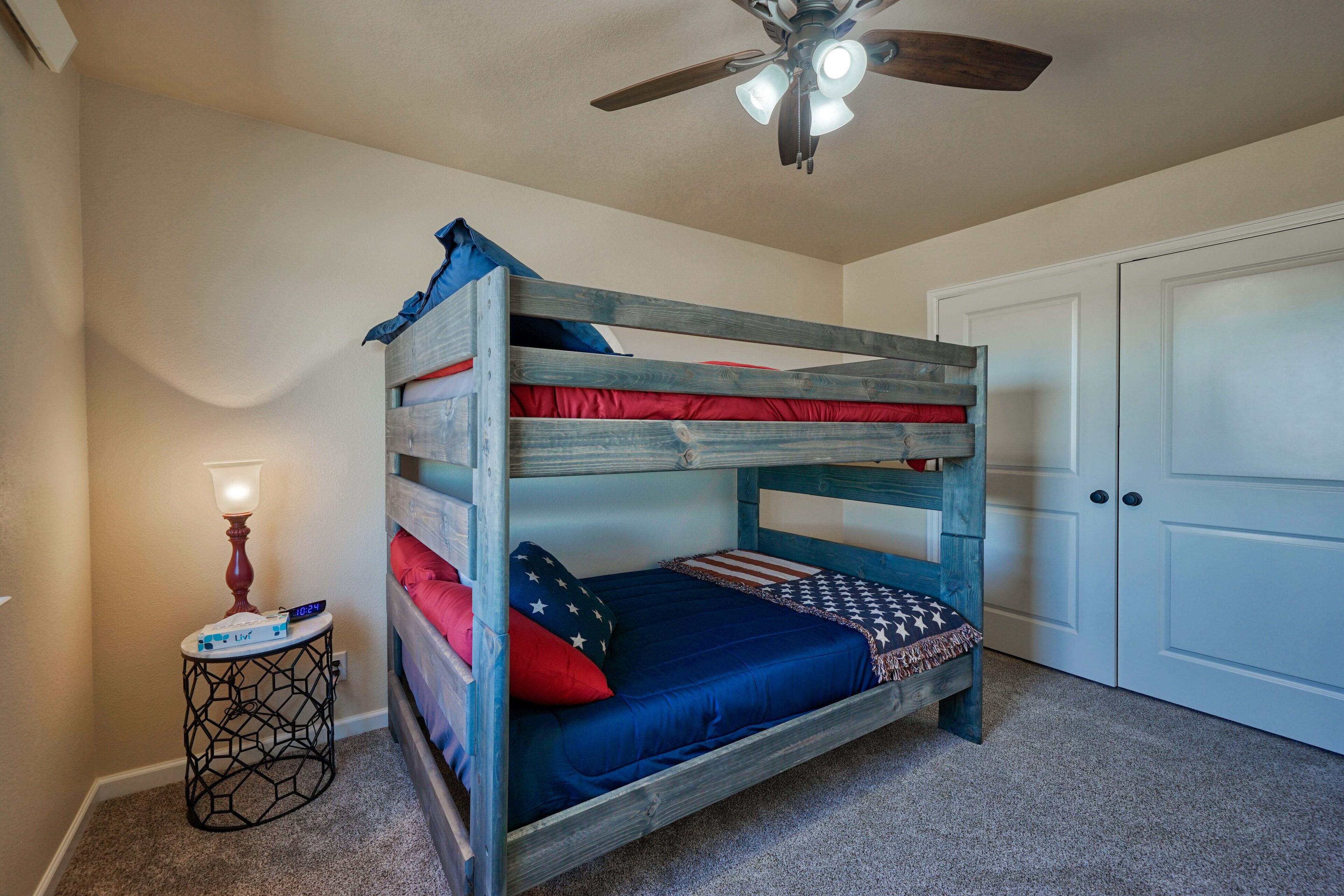 3 bedrooms, free WiFi, bed sheets