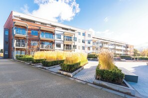Exterior - Fernbank (Dublin)