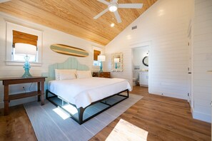 5 bedrooms, iron/ironing board, free WiFi, bed sheets