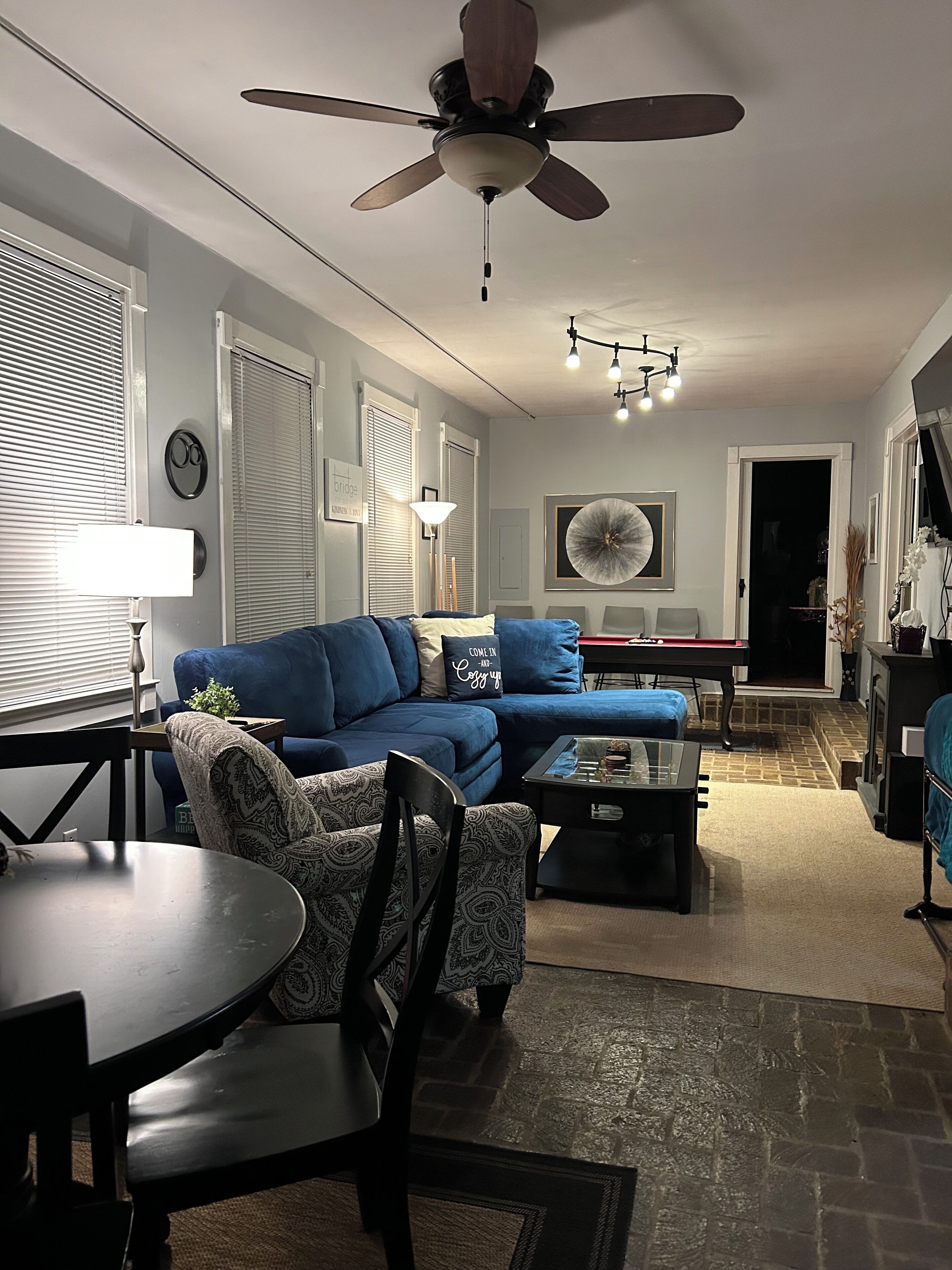 Smart TV, fireplace, DVD player, video library