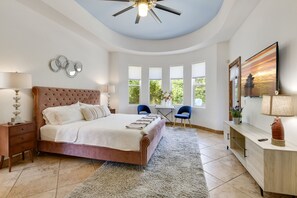 3 bedrooms, desk, iron/ironing board, travel cot