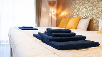 2 bedrooms, desk, free WiFi, bed sheets