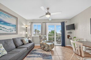 Smart TV, DVD player, books