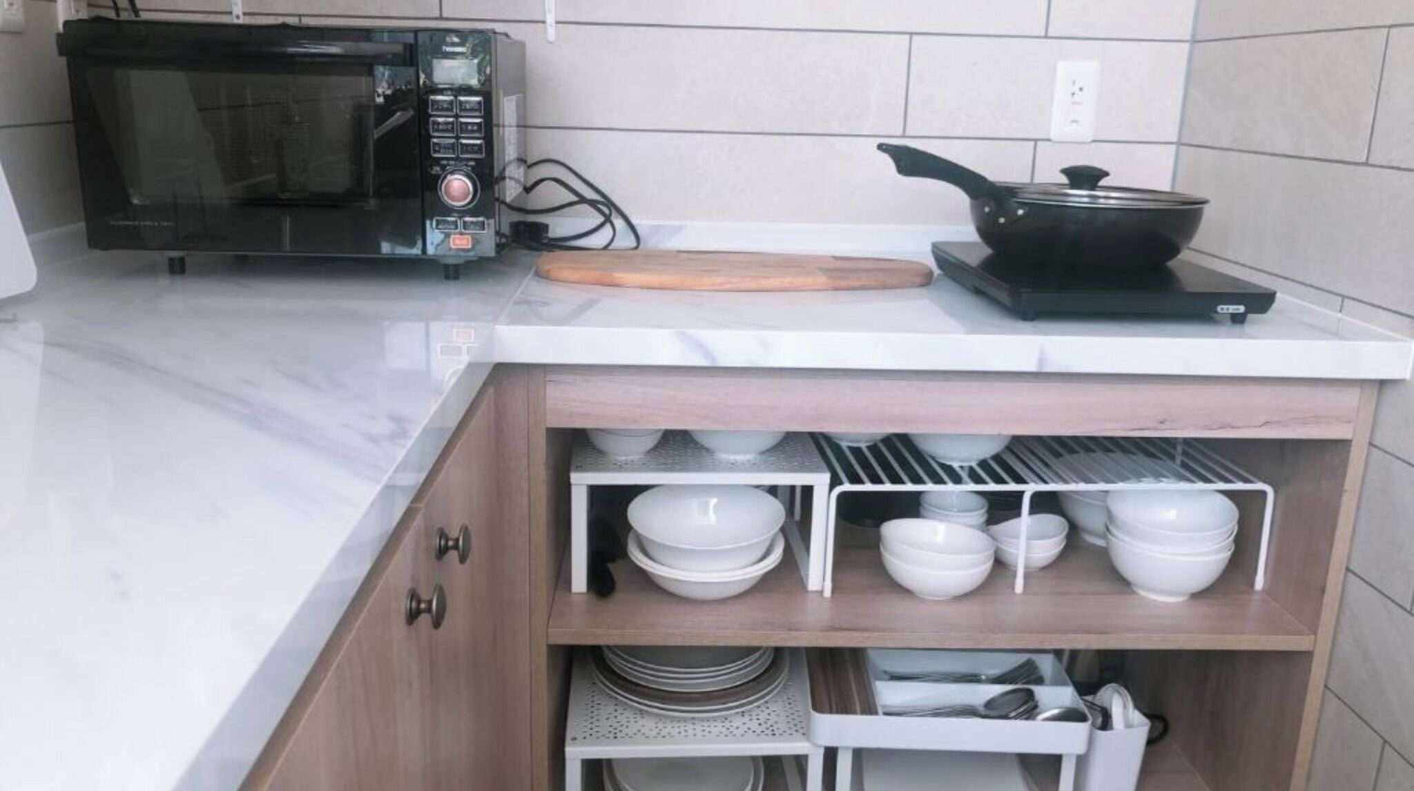 冰箱、微波炉、炉灶、厨具/餐具