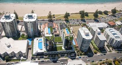 Exclusive Designer Apartment at Magical Mount Maunganui