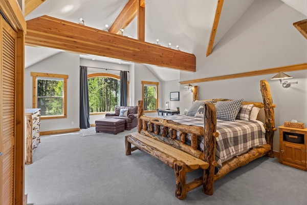 4 Schlafzimmer, Schreibtisch, Bügeleisen/Bügelbrett, Reisekinderbett