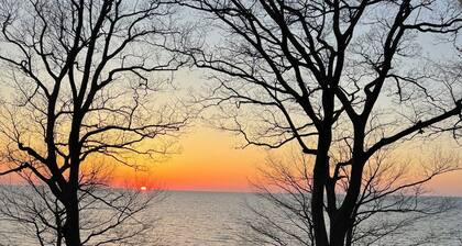 Spectacular Lake Michigan Views/Beach Access from Douglas Lakeshore Beach House