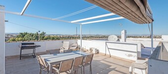 Appartement "Casa Jardín" met zwembad, solarium op het dak, terras, airco & Wi-Fi