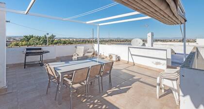 Apartment "Casa Jardín" with Pool, Roof Solarium, Terrace, A/C & Wi-Fi