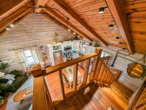 Interior - Lagniappe Cabin ~ romantic getaway (Mountain View)